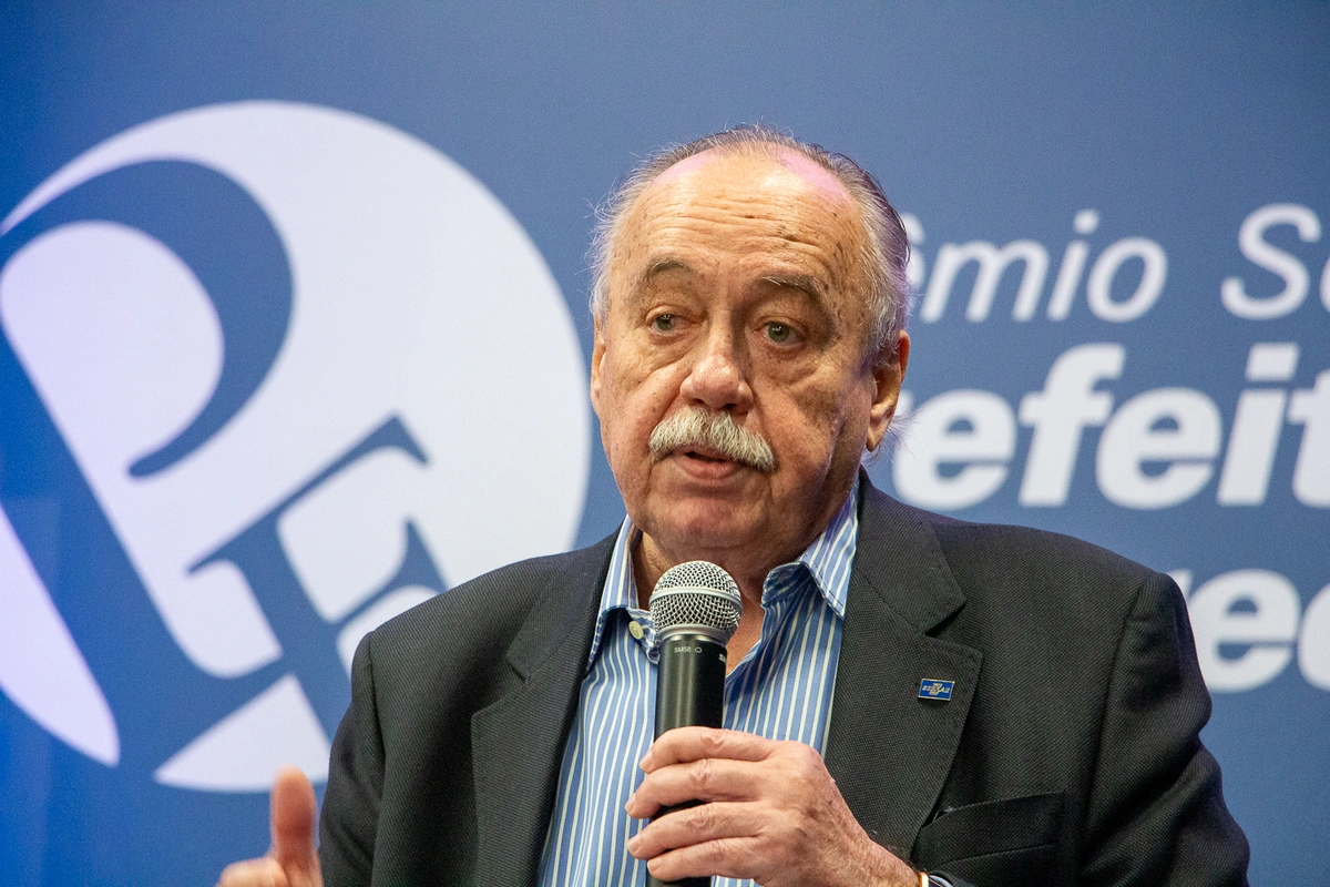 Ex-governador Freitas Neto
