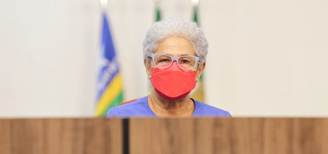 Governadora Regina Sousa