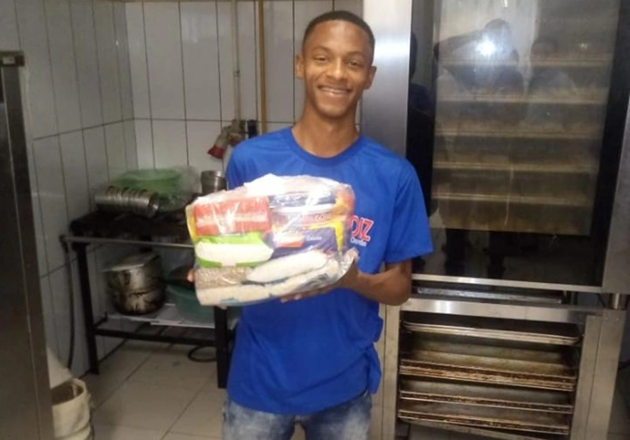 Helton Carlos dos Santos Sousa