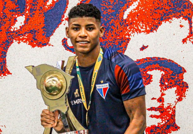 Hércules, jogador do Fortaleza
