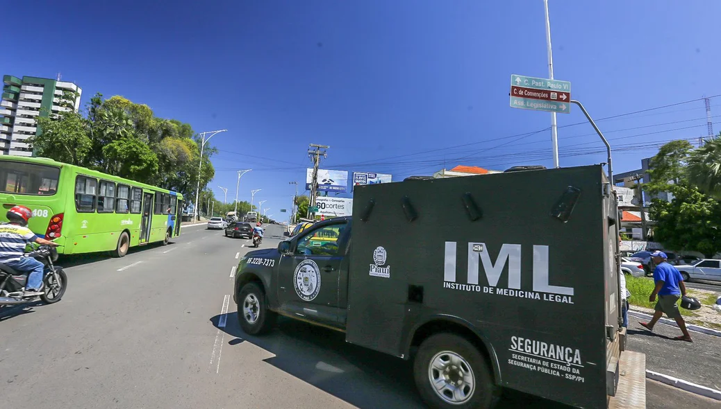 IML removeu o corpo da adolescente