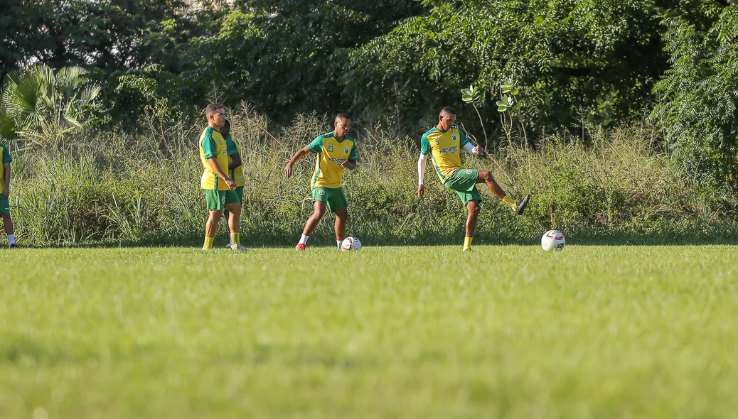 Jogadores em treinamento