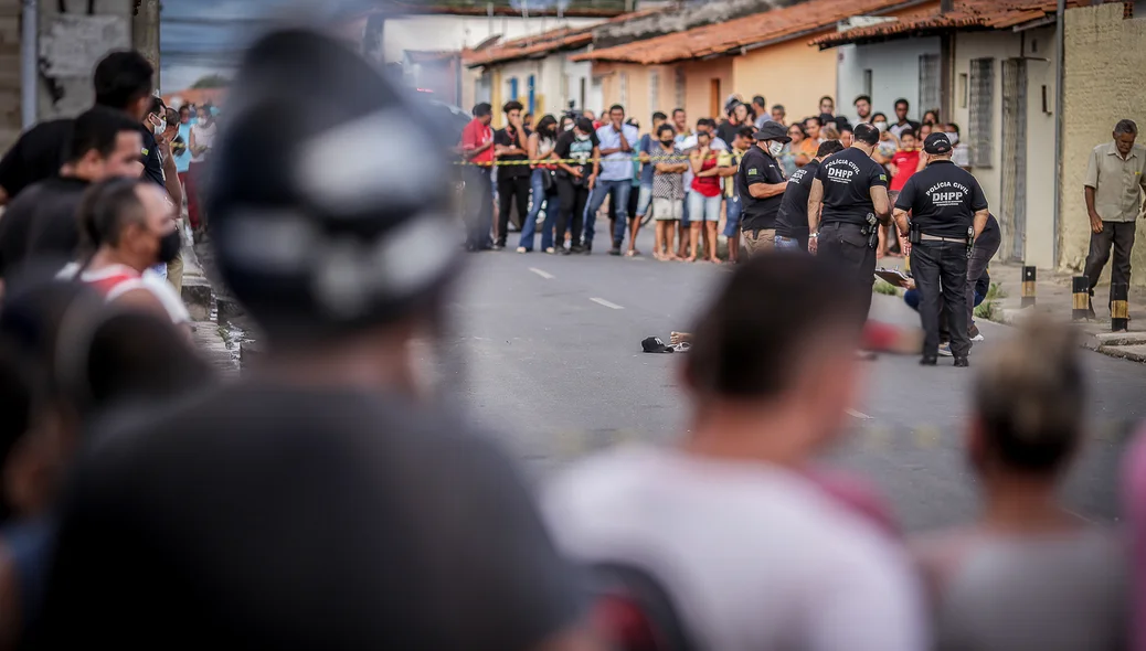 Jovem é executado a tiros no bairro Dirceu