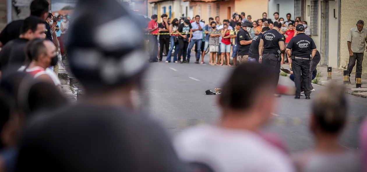 Jovem é executado a tiros no bairro Dirceu