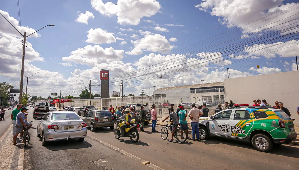 Local foi isolado pela Polícia Militar