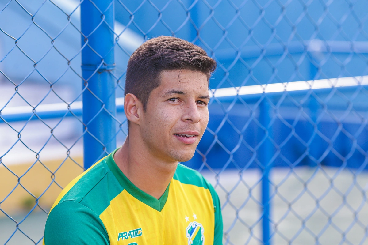 Lucas do Carmo Souza, atleta do Altos