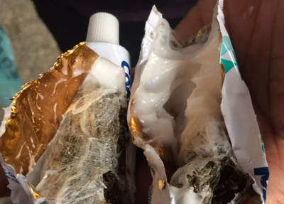 Maconha encontrada em embalagem de pomada