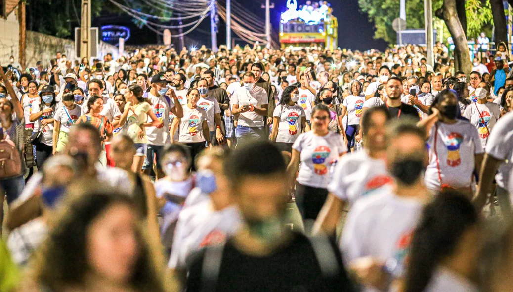 Mais de 15 mil pessoas participaram da 27ª Caminhada da Fraternidade