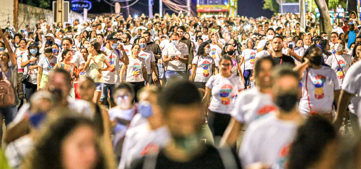 Mais de 15 mil pessoas participaram da 27ª Caminhada da Fraternidade