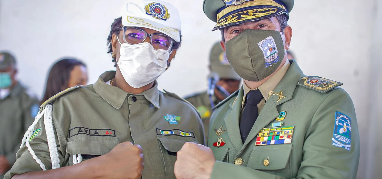 Major Ayla Rodrigues e coronel Scheiwann Lopes