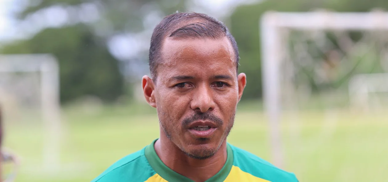 Marcos Aurélio, meia do Altos