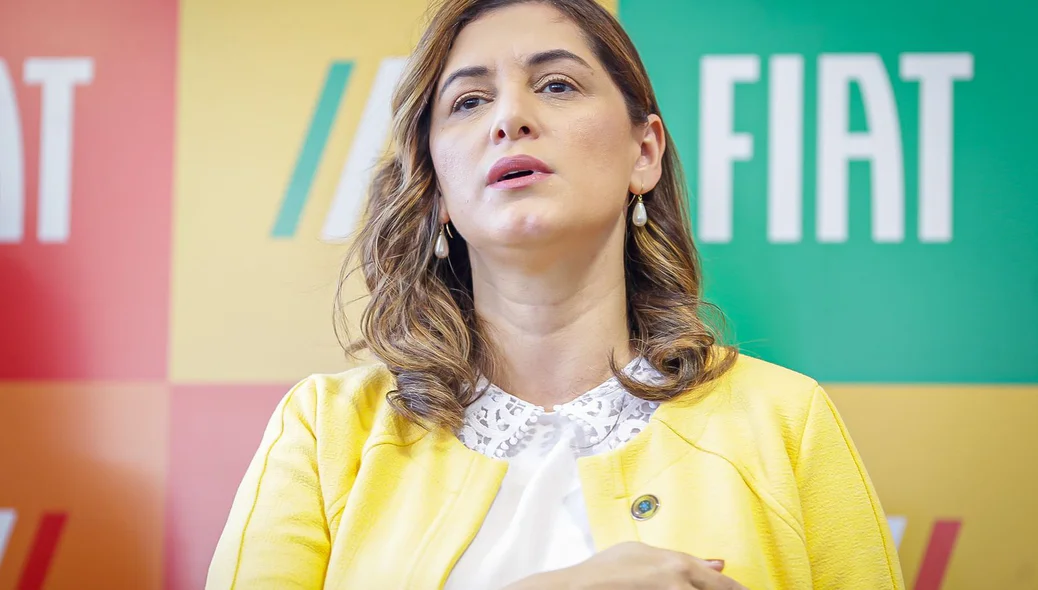 Ministra Cristiane Britto