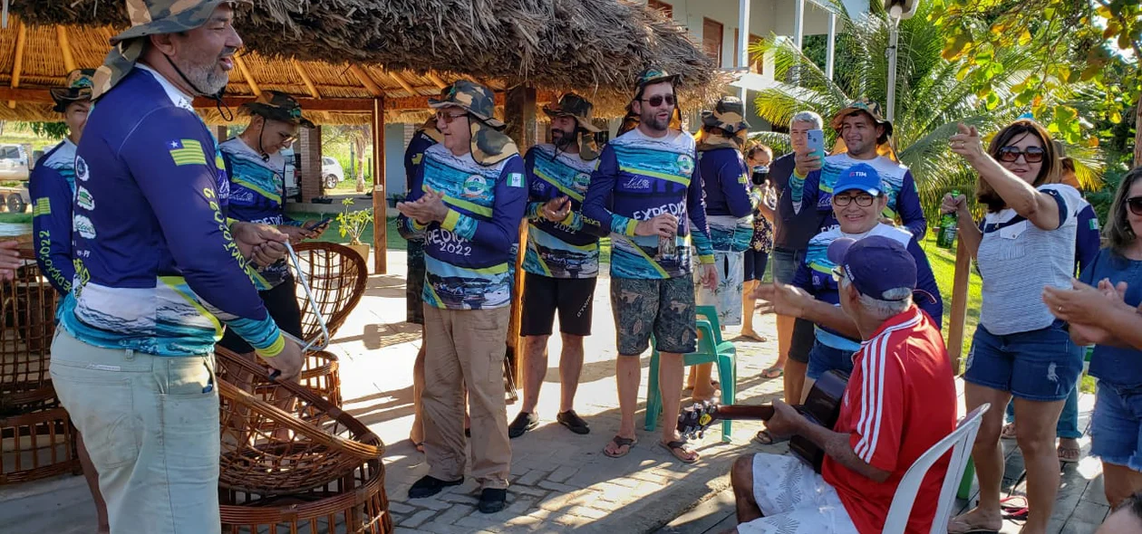 O fim da expedição foi marcado por alegria, música e churrasco em um clima de confraternização