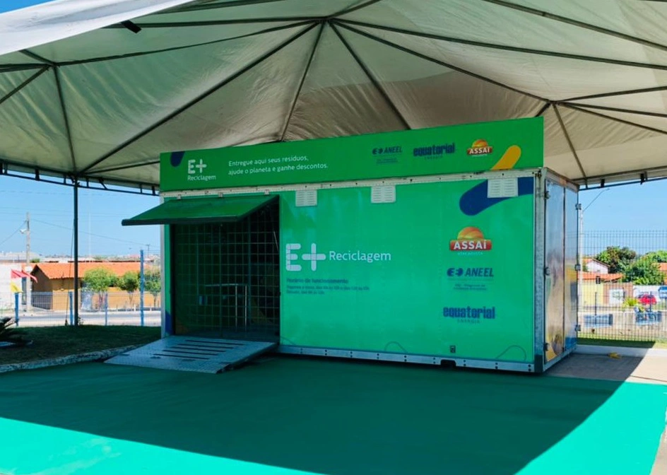 Posto do E+ Reciclagem no supermercado Assaí Atacadista