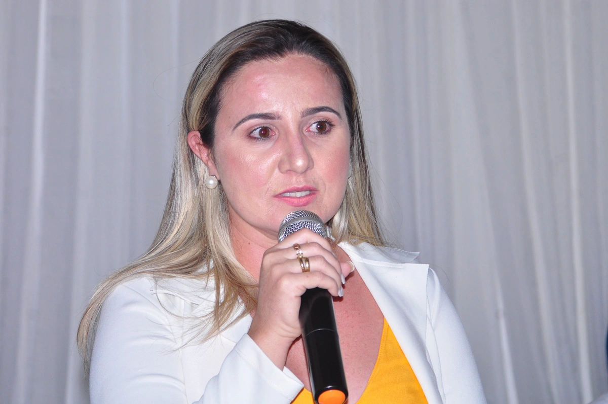 Prefeita Gabriela Coelho