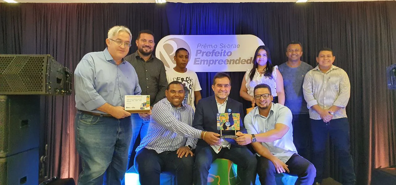 Prefeito Zé Raimundo foi agraciado com premiação