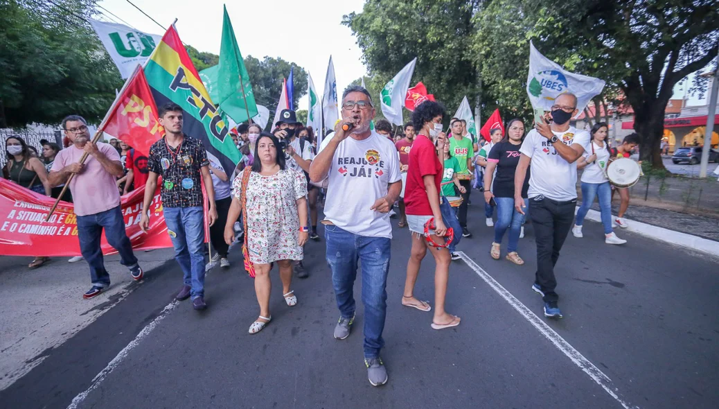 Professores também participaram do protesto