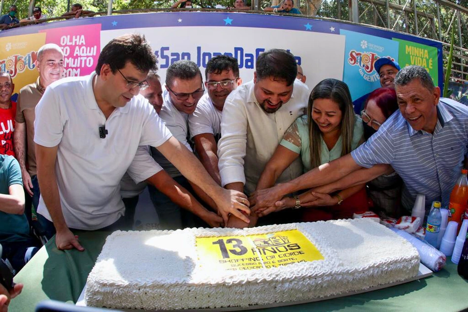 Rafael Fonteles comemora 13 anos do Shopping da Cidade