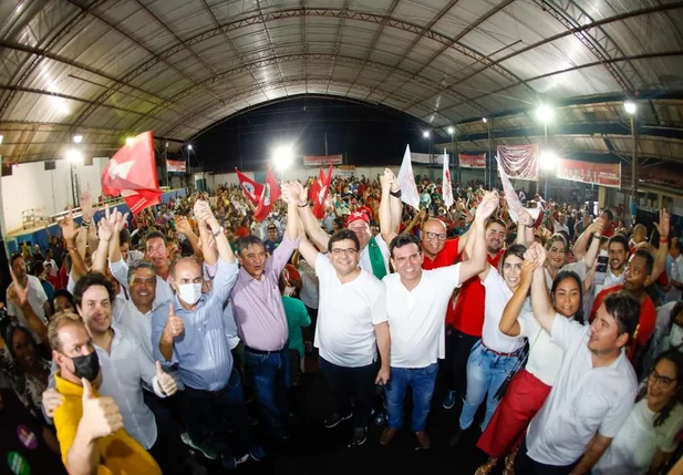 Rafael Fonteles em Valença do Piauí