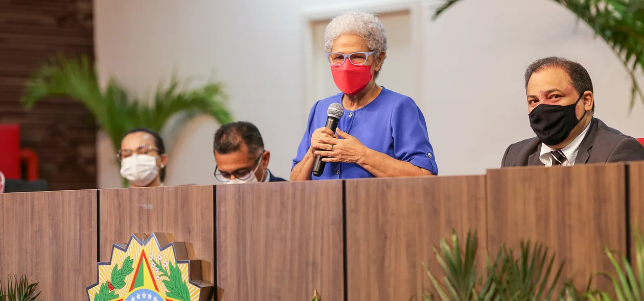 Regina Sousa