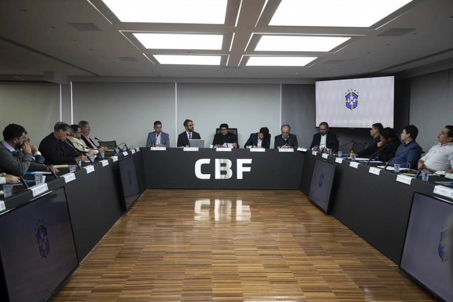 Reunião na sede da CBF com representantes das Séries B e C