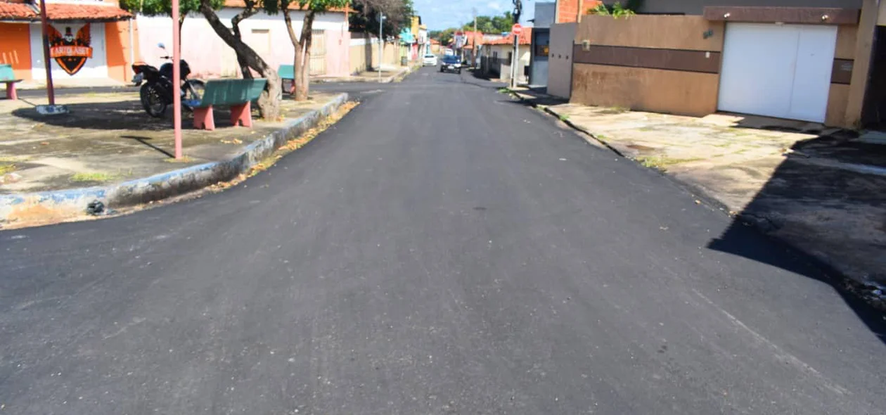 Ruas pavimentadas em Buriti dos Lopes