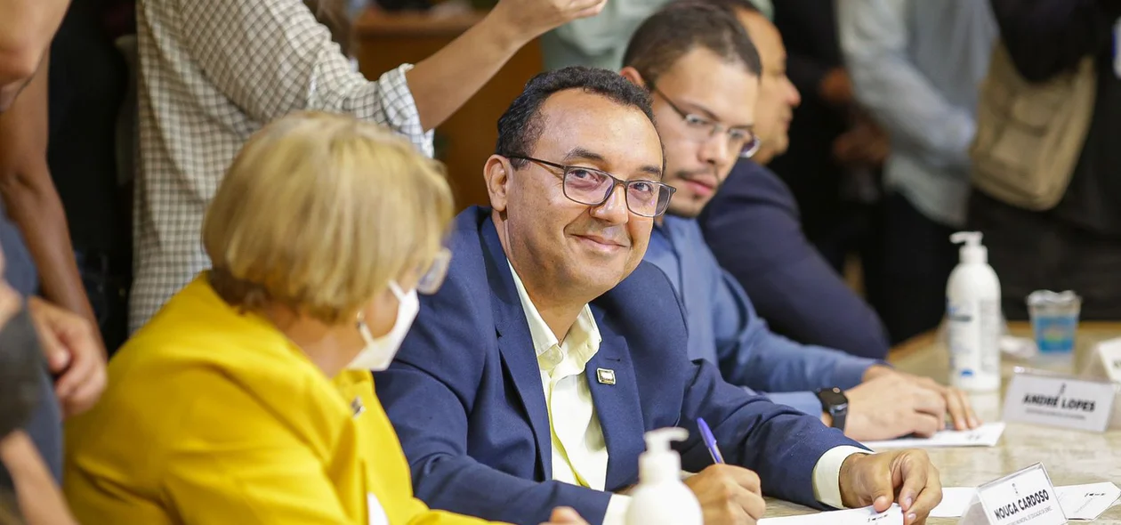Secretário Nouga Cardoso