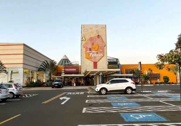 Shopping Parque D. Pedro