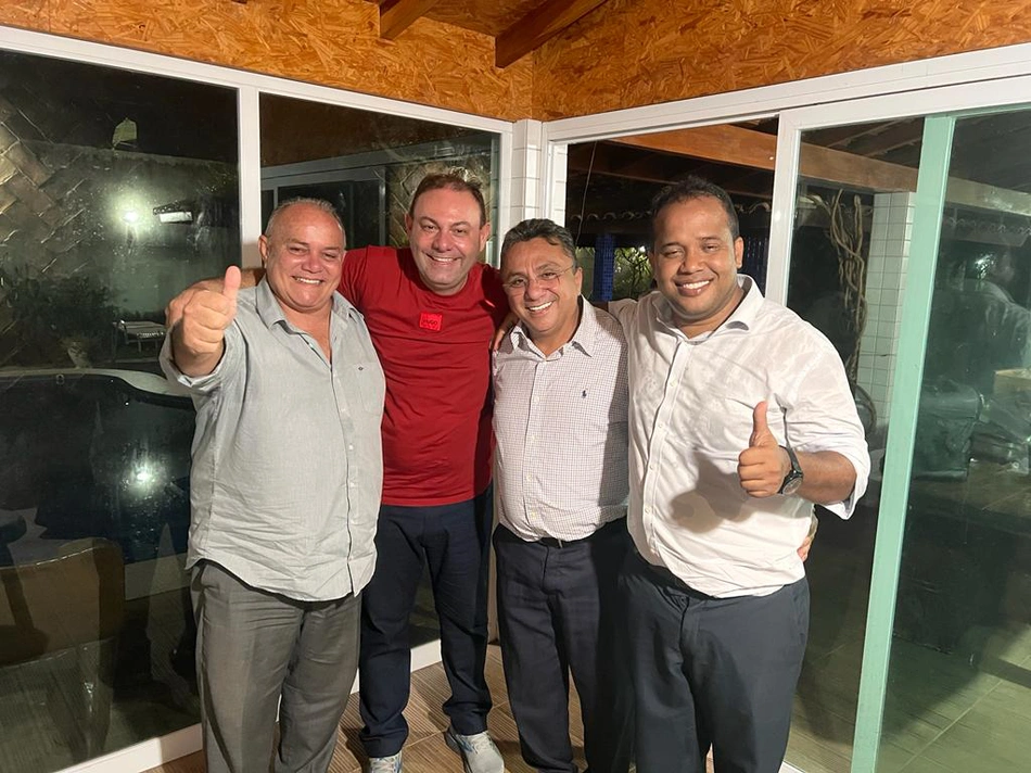 Vereadores Antônio José Lira, Jeová Alencar, Dudu e Enzo Samuel