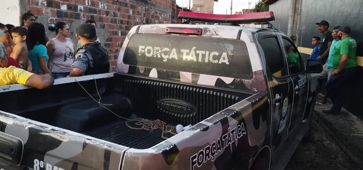 Viatura da Força Tática foi ao local