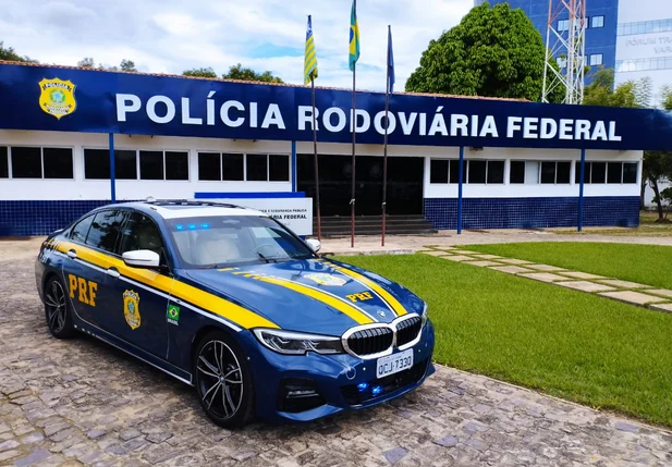 Viatura da PRF em Teresina