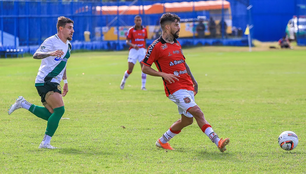 Altos e Brasil de Pelotas em Teresina