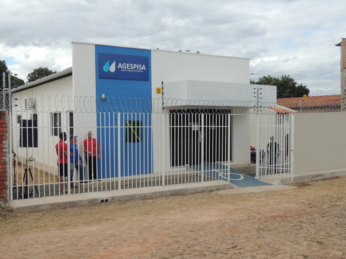 Altos recebe reforma nos prédios do Detran e Agespisa