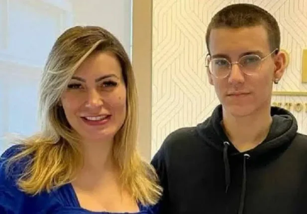 Andressa e Arthur Urach
