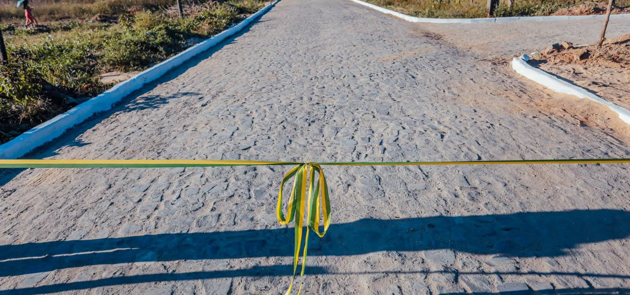 Ao todo foram entregues 4.752,70 m² de calçamento para beneficiar a população