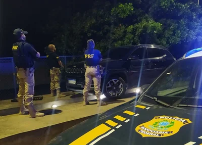 Carro foi apreendido na BR 230 em Floriano