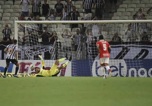 Inter e São Paulo empatam em grande jogo de seis gols no Beira-Rio - GP1