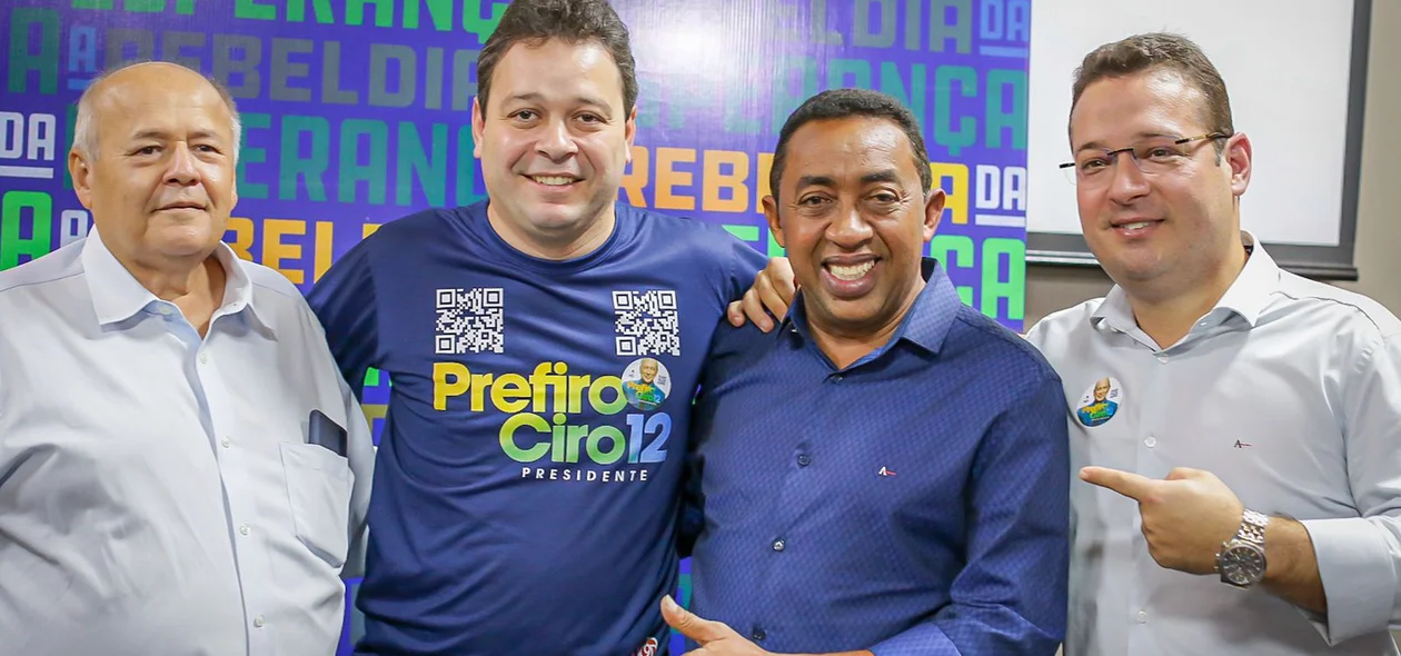 Charles da Silveira, Evandro Hidd e Joel Rodrigues