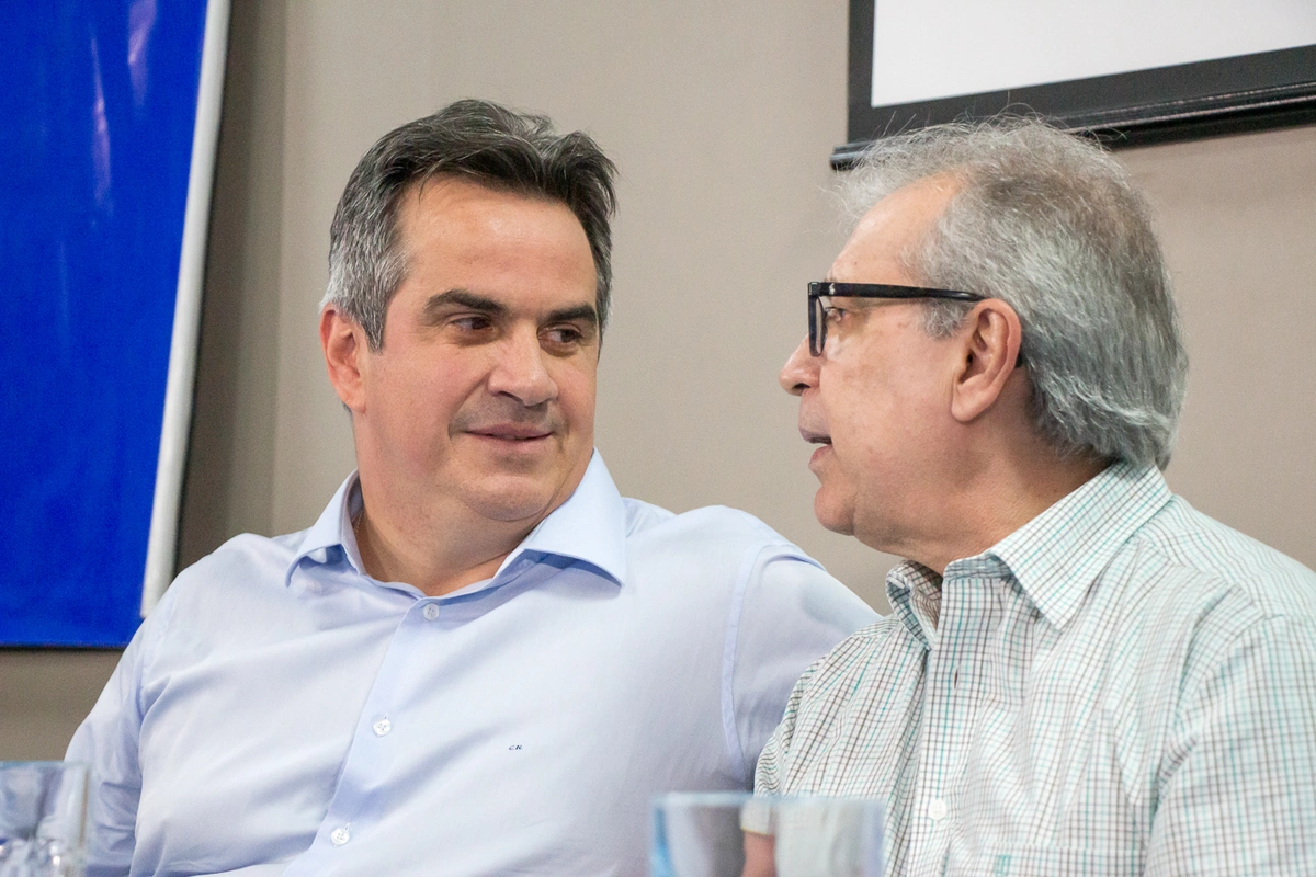 Ciro Nogueira ao lado de João Vicente Claudino
