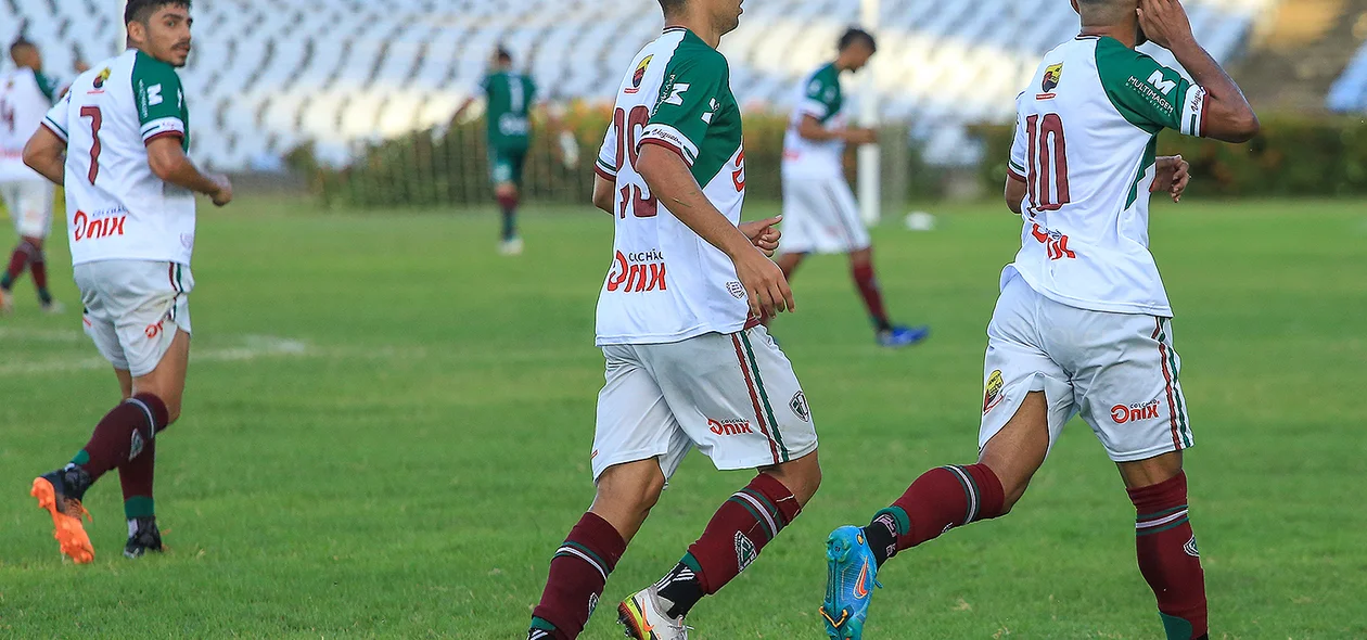 Com a vitória, o Fluminense-PI volta ao G-4