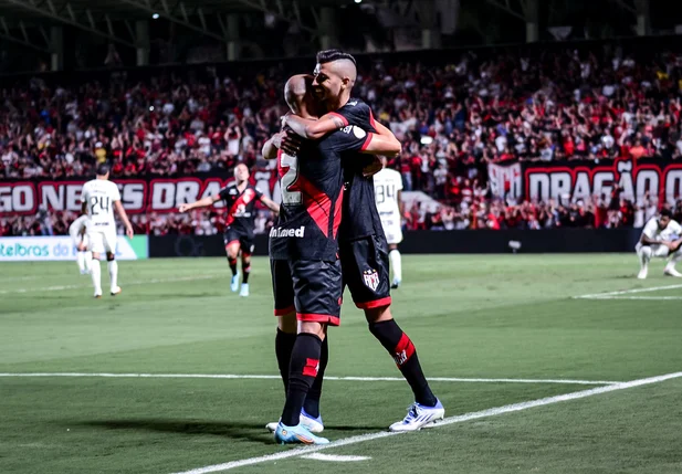 Corinthians e Atlético-GO pela Copa do Brasil