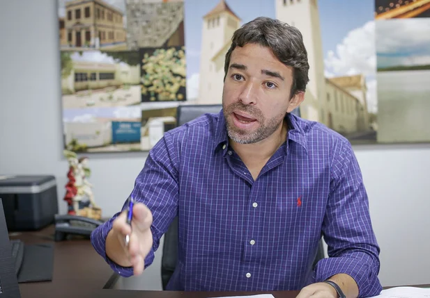 Deputado estadual Marden Menezes