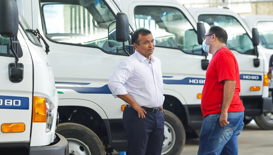 Deputado federal Fábio Abreu ao lado de Tony Martins
