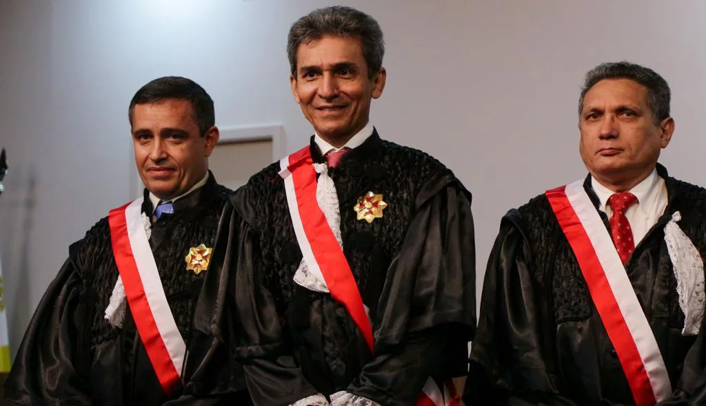 Desembargadores estiveram presentes na solenidade de posse de Téssio Torres