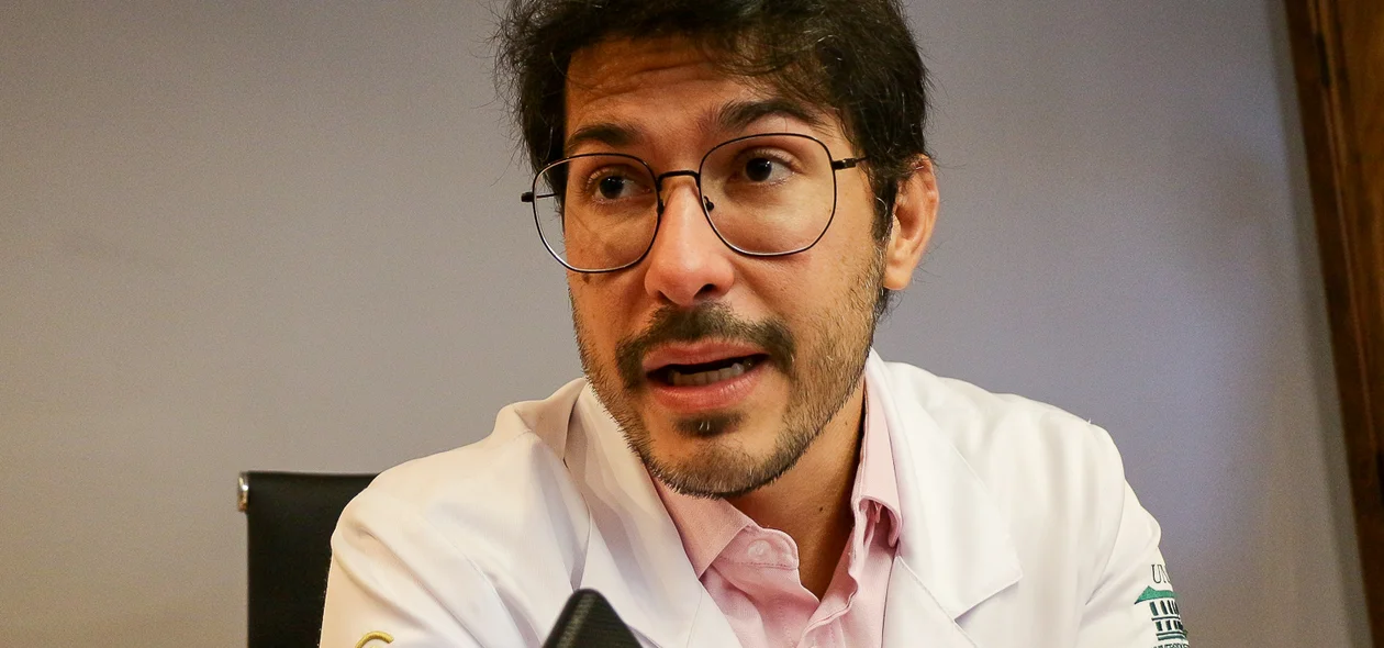 Dr. Carlos Portela