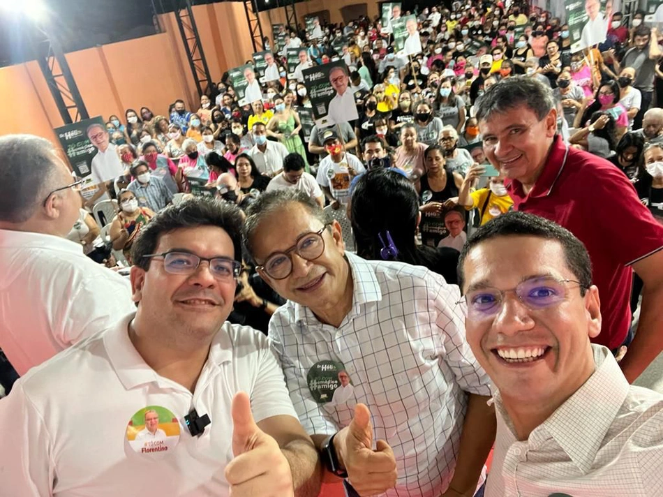 Dr. Hélio reúne multidão em encontro do Time do Povo na Parnaíba