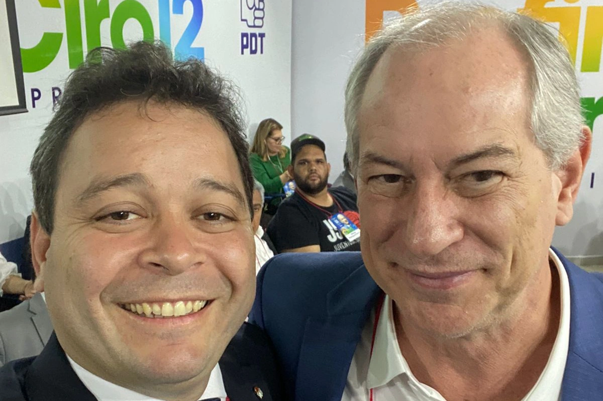 Evandro Hidd no lançamento da campanha de Ciro Gomes