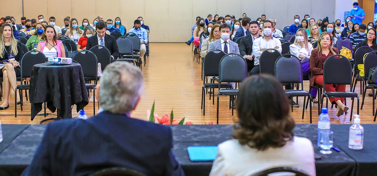 Evento sobre a atividade de cartórios, inovações e aspectos técnicos do segmento