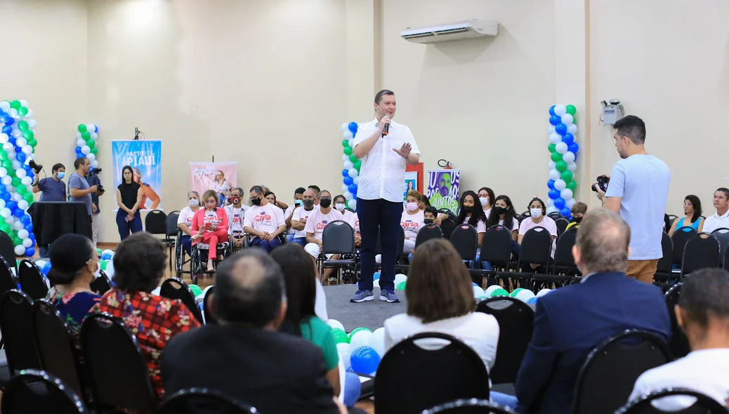 Fábio Sérvio discursando