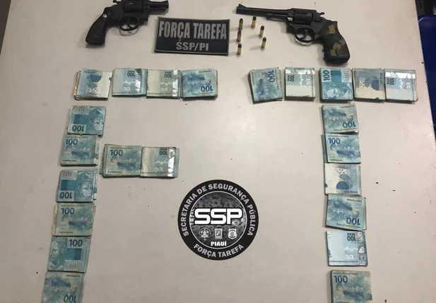 Força Tarefa apreende armas e R$ 36 mil em espécie no bairro Extrema